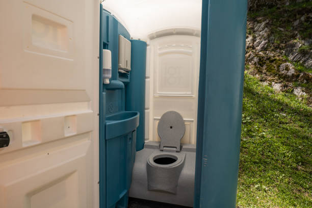 Portable Toilet Options We Offer in Lake City, SC